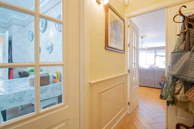 4 soverom Leilighet til salgs i Santa Clara, Sevilla by med svømmebasseng garasje - € 420 000 (Ref: 9596235)