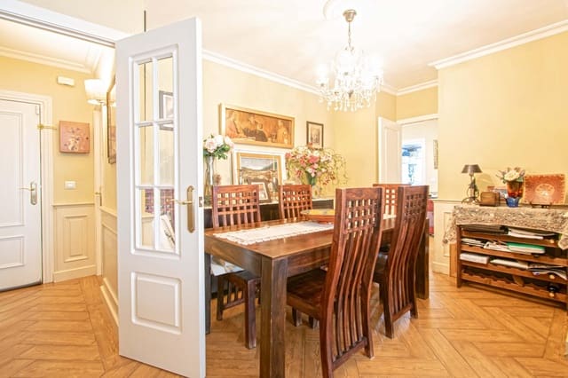 4 soverom Leilighet til salgs i Santa Clara, Sevilla by med svømmebasseng garasje - € 420 000 (Ref: 9596235)