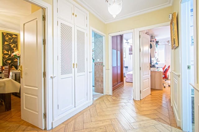 4 slaapkamer Flat te koop in Santa Clara, Sevilla stad met zwembad garage - € 415.000 (Ref: 9596235)