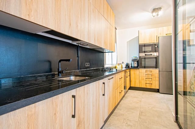 3 sovrum Lägenhet till salu i Los Remedios, Sevilla stad - 560 000 € (Ref: 9605049)