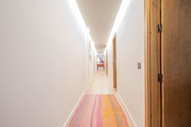 3 soverom Leilighet til salgs i Los Remedios, Sevilla by - € 545 000 (Ref: 9605049)