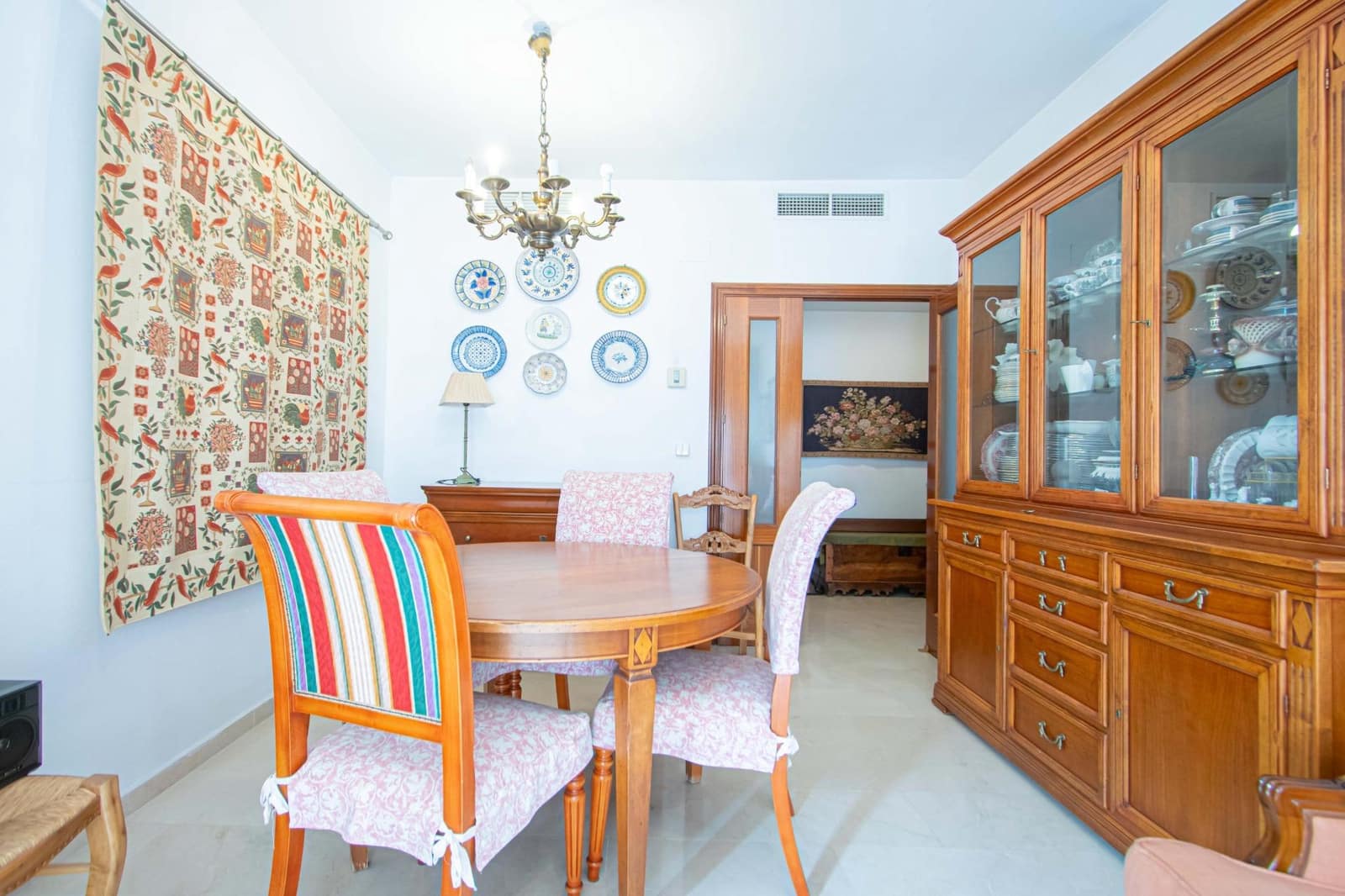 3 makuuhuone Asunto myytävänä paikassa Sevilla kaupunki mukana uima-altaan - 450 000 € (Ref: 9605050)