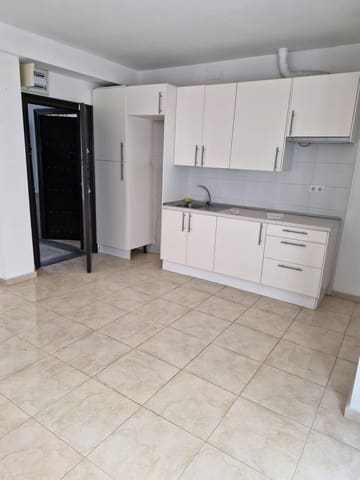 12 camera da letto Commerciale in vendita in Siviglia città - 2.050.000 € (Rif: 9608138)