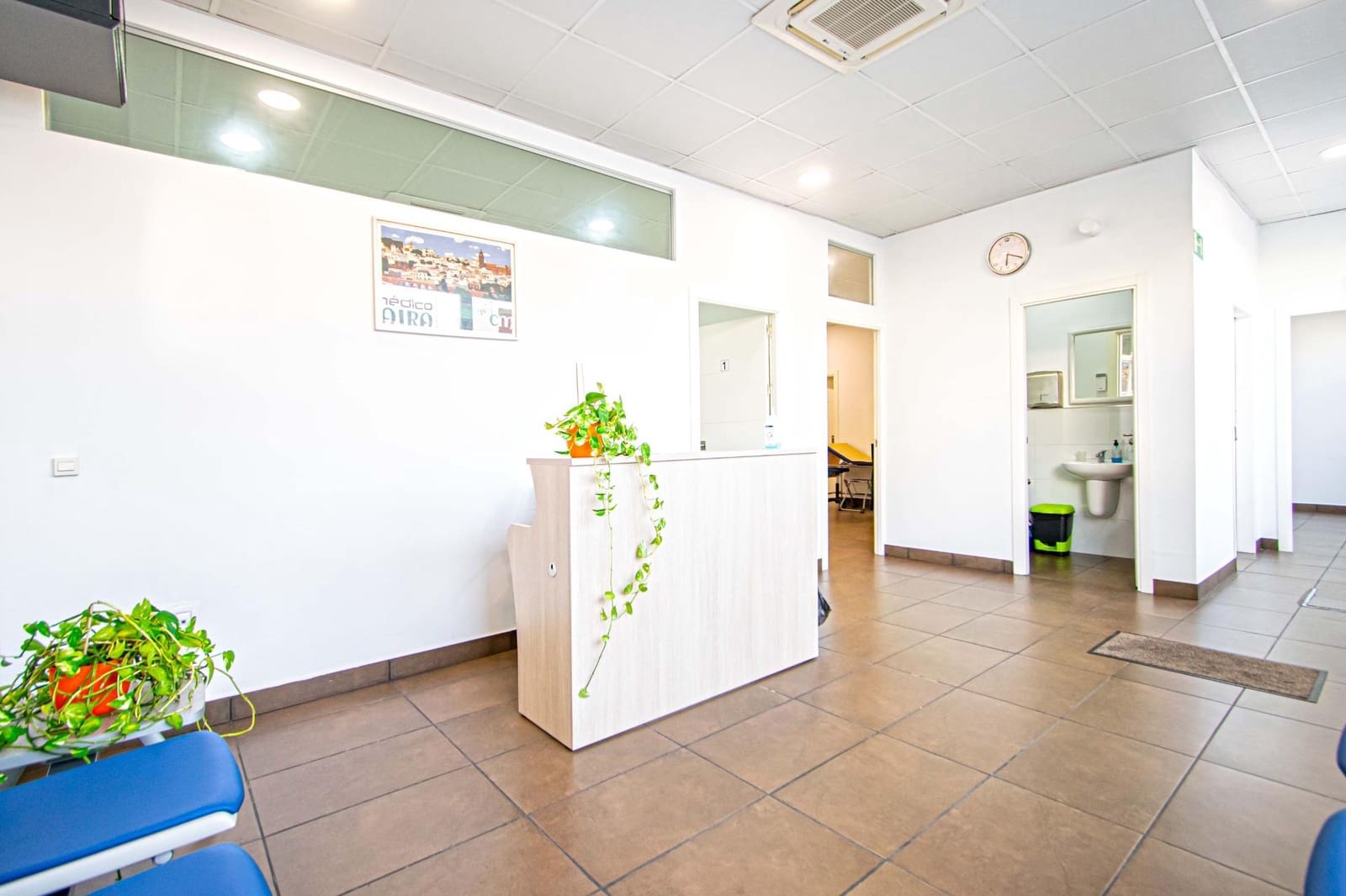 Kommersiell till salu i Alcala de Guadaira - 165 000 € (Ref: 9611605)