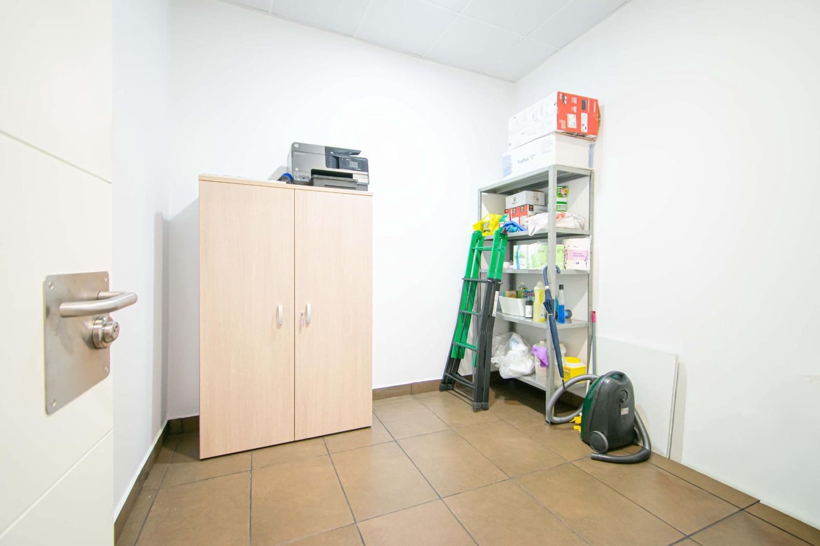 Kommersiell till salu i Alcala de Guadaira - 165 000 € (Ref: 9611605)