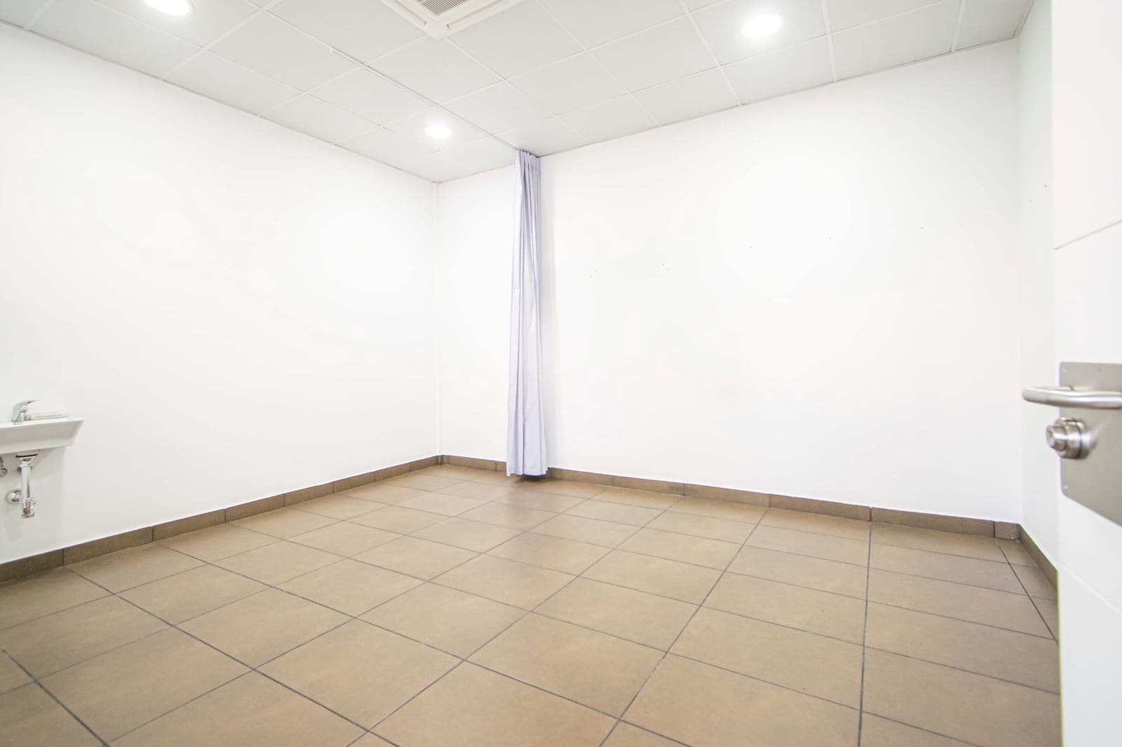 Kommersiell till salu i Alcala de Guadaira - 165 000 € (Ref: 9611605)