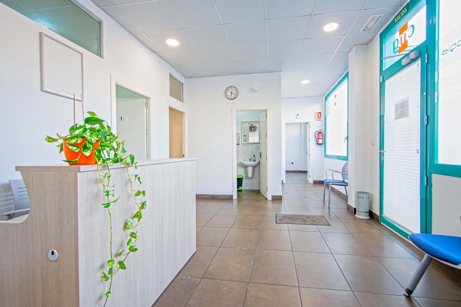 Kommersiell till salu i Alcala de Guadaira - 165 000 € (Ref: 9611605)