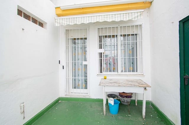 5 makuuhuone Huoneisto myytävänä paikassa San Jerónimo, Sevilla kaupunki - 250 000 € (Ref: 9611611)