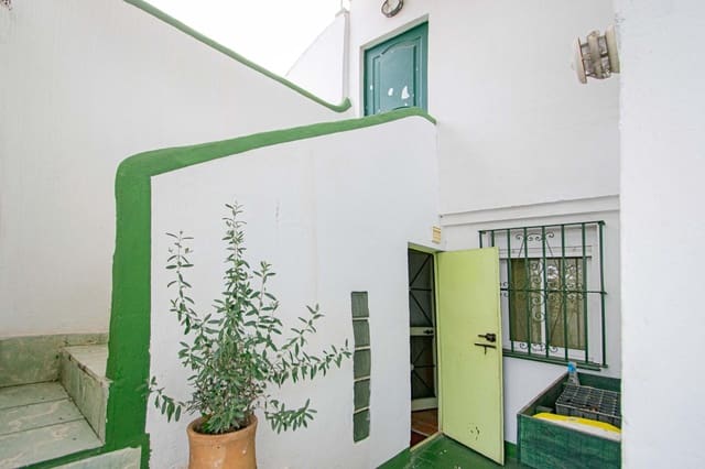 5 makuuhuone Huoneisto myytävänä paikassa San Jerónimo, Sevilla kaupunki - 250 000 € (Ref: 9611611)