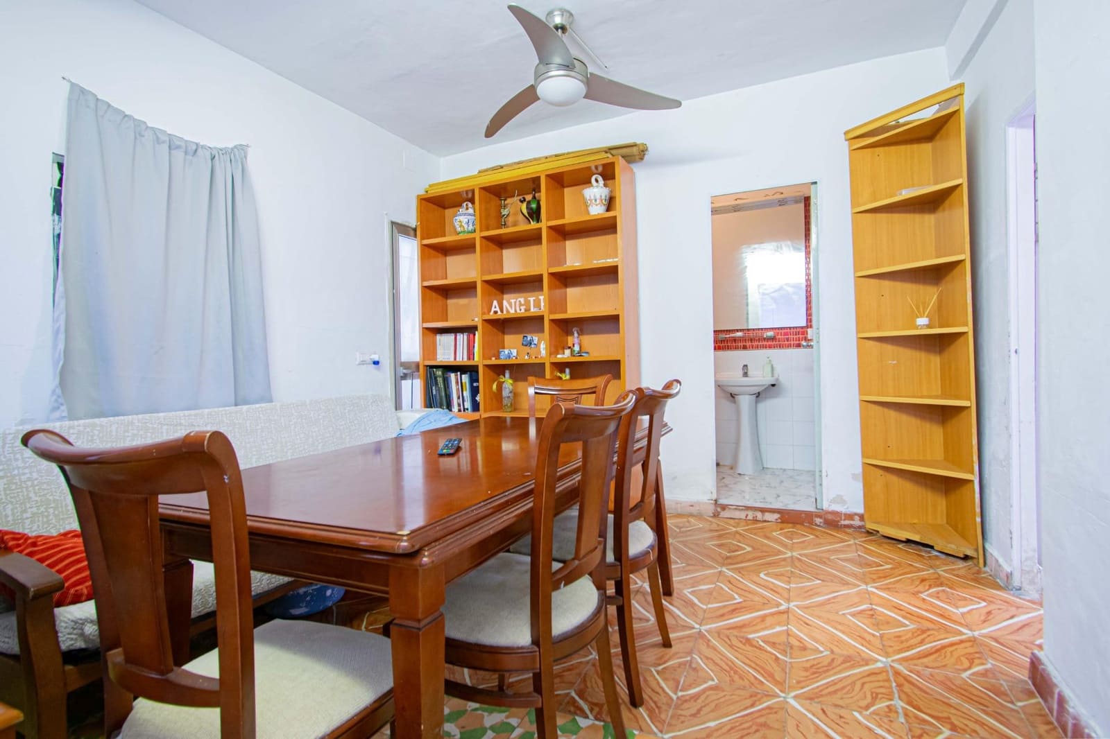 Apartamento de 5 habitaciones en Sevilla ciudad en venta - 250.000 € (Ref: 9611611)