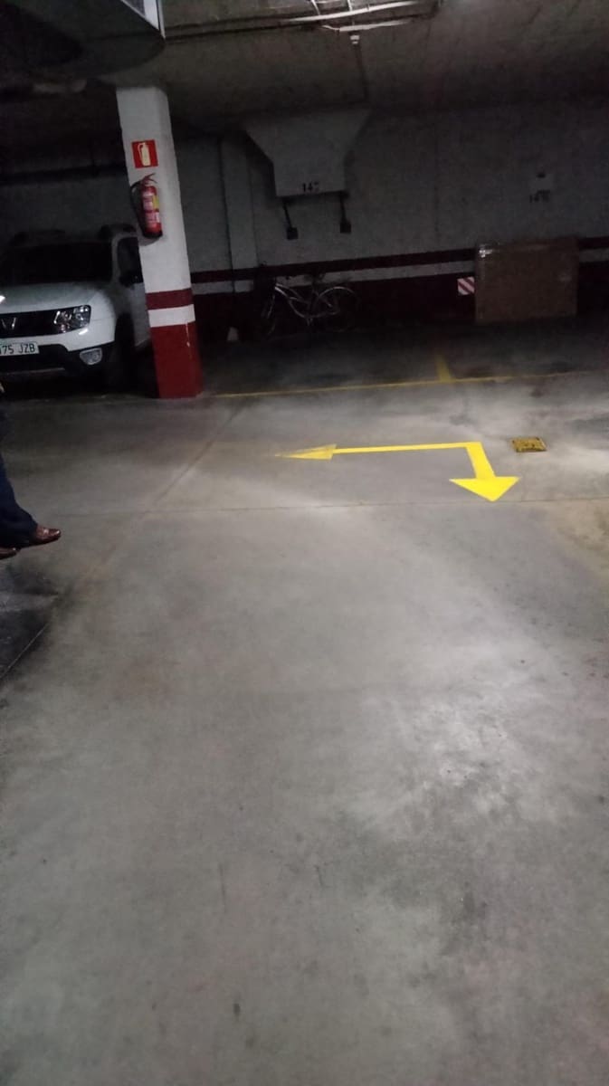 Garage for sale in Seville city - € 26,815 (Ref: 9615561)