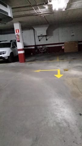 Garage te koop in Sevilla stad - € 26.815 (Ref: 9615561)