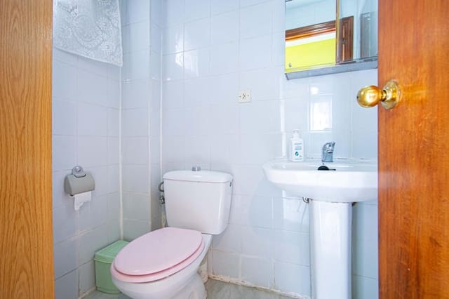 3 soveværelse Rækkehus til salg i Mairena del Aljarafe med swimmingpool garage - € 360.000 (Ref: 9615562)