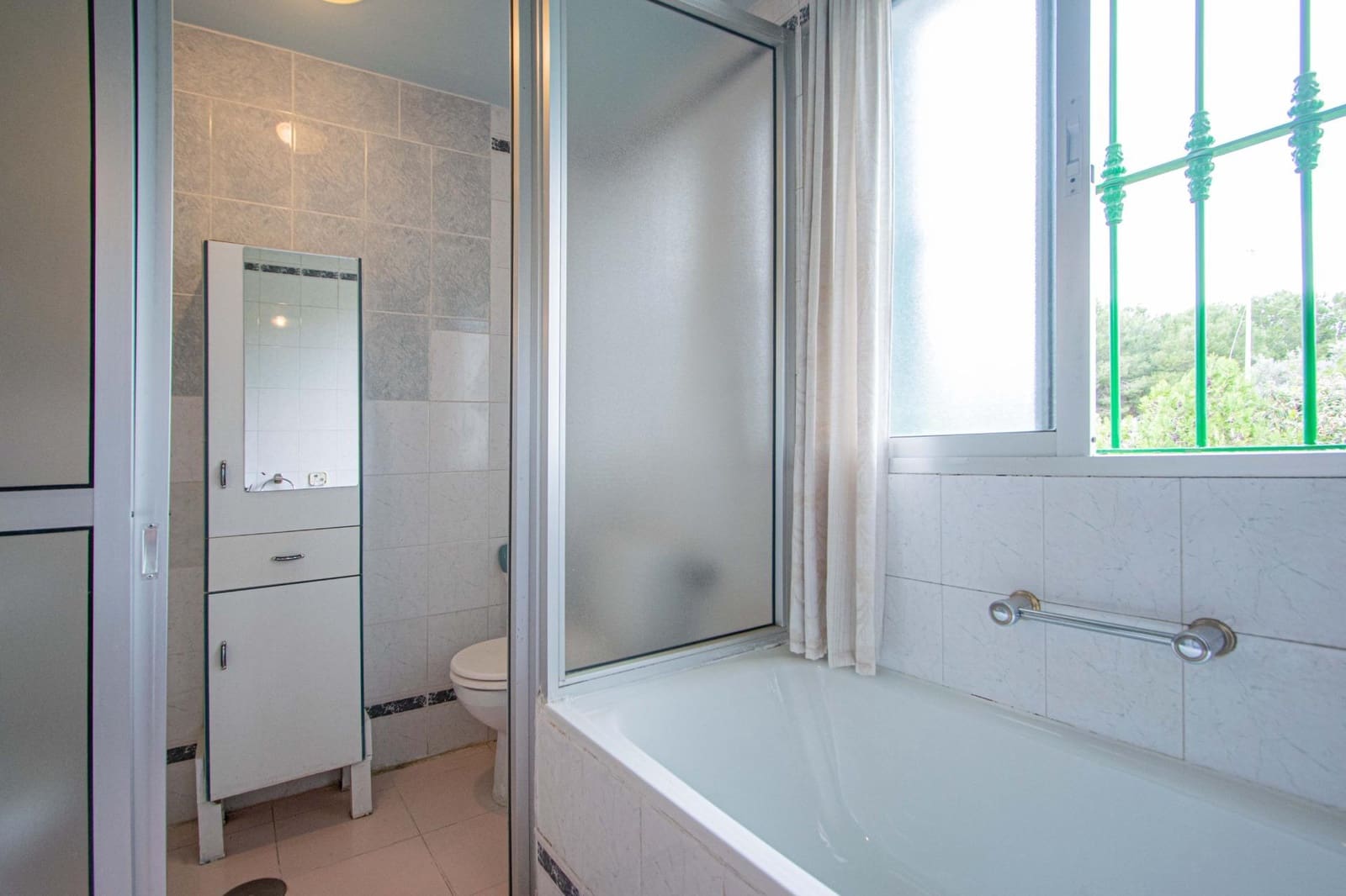 3 soveværelse Rækkehus til salg i Mairena del Aljarafe med swimmingpool garage - € 360.000 (Ref: 9615562)