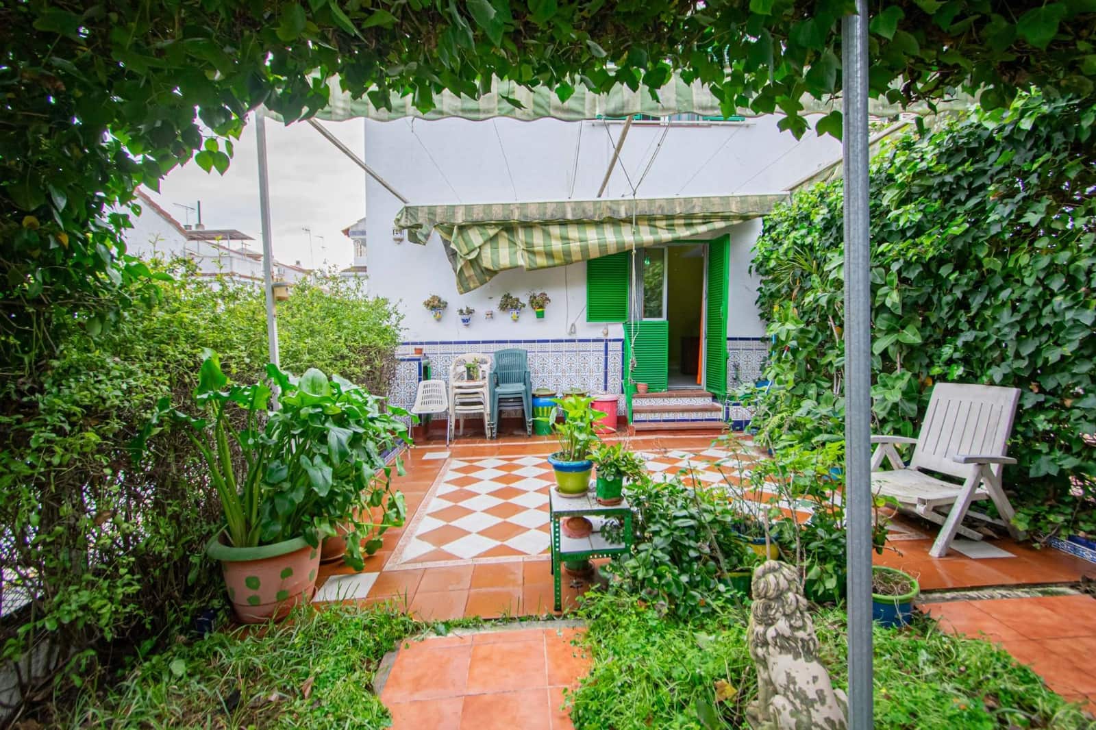 3 soveværelse Rækkehus til salg i Mairena del Aljarafe med swimmingpool garage - € 360.000 (Ref: 9615562)