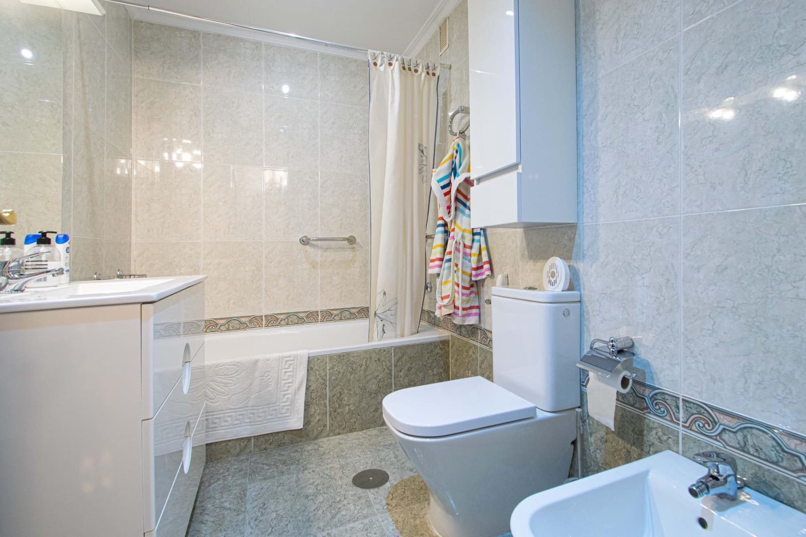 3 soveværelse Lejlighed til salg i Sevilla by - € 190.000 (Ref: 9615563)