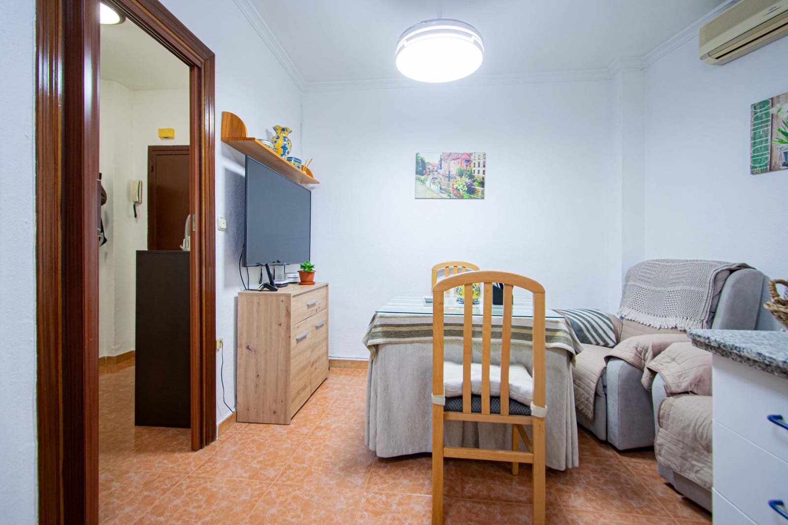 2 slaapkamer Flat te koop in Sevilla stad - € 140.000 (Ref: 9615564)