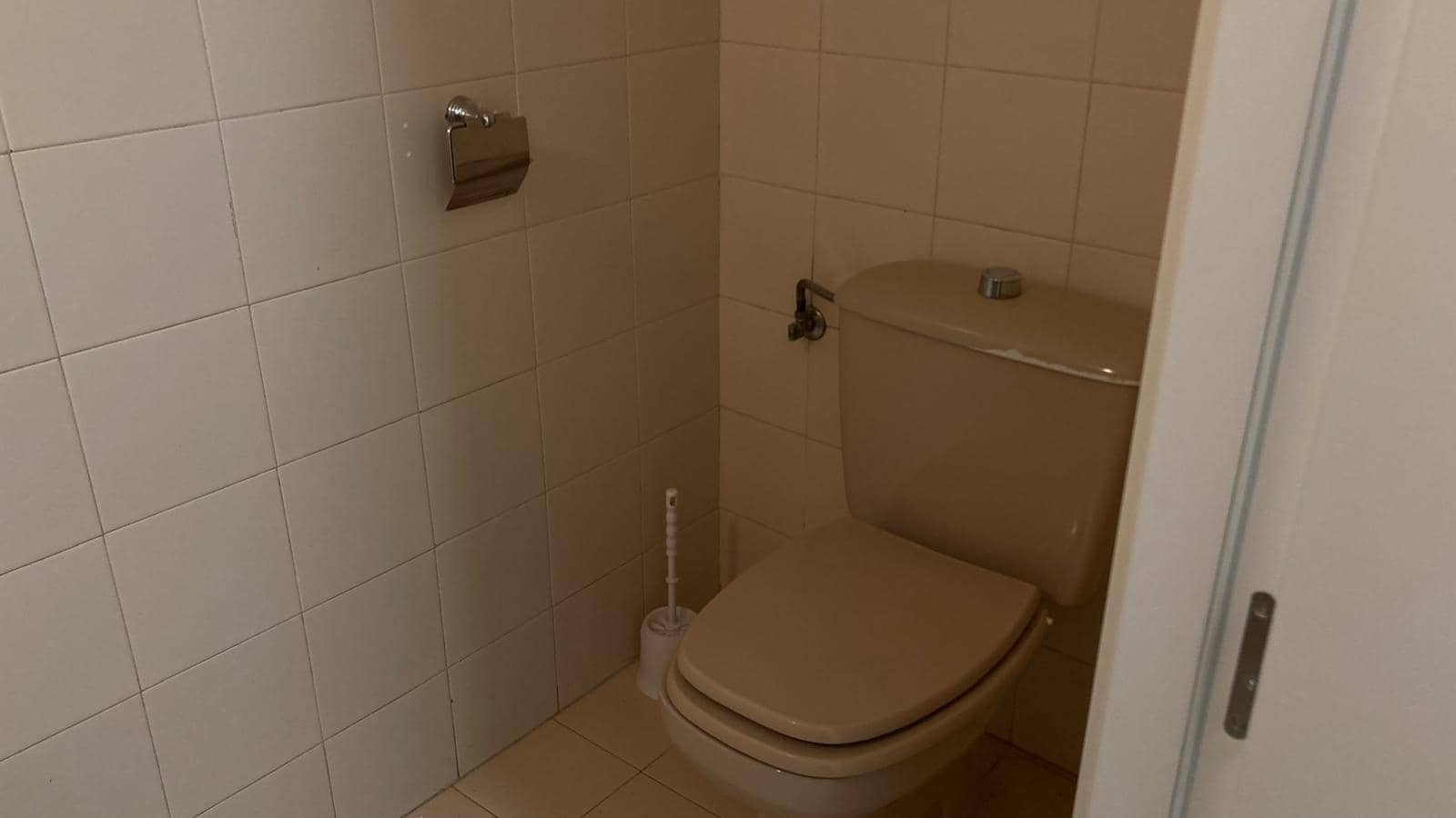 2 soveværelse Lejlighed til leje i Sevilla by med swimmingpool - € 980 (Ref: 9615565)