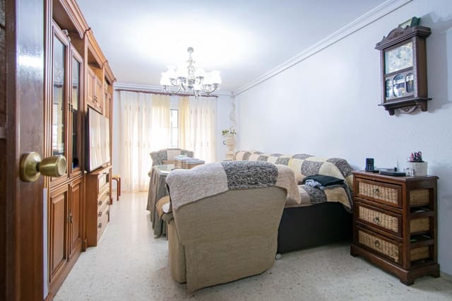 3 slaapkamer Flat te koop in Sevilla stad - € 168.000 (Ref: 9619341)