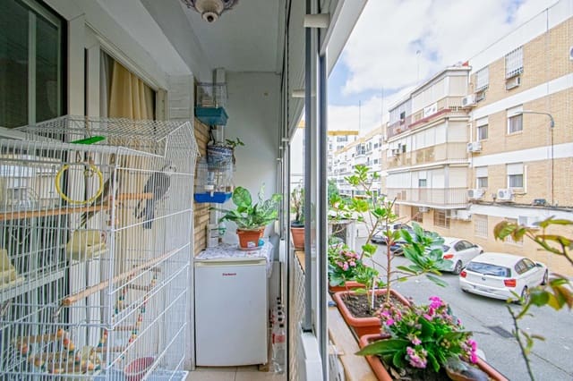 3 slaapkamer Flat te koop in Sevilla stad - € 168.000 (Ref: 9619341)