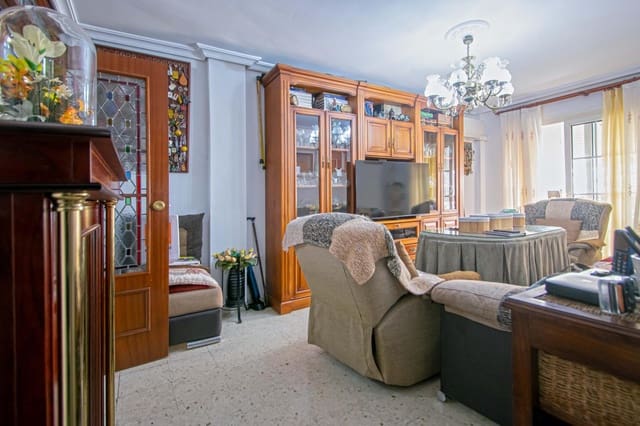 3 slaapkamer Flat te koop in Sevilla stad - € 168.000 (Ref: 9619341)