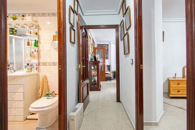 3 slaapkamer Flat te koop in Sevilla stad - € 168.000 (Ref: 9619341)
