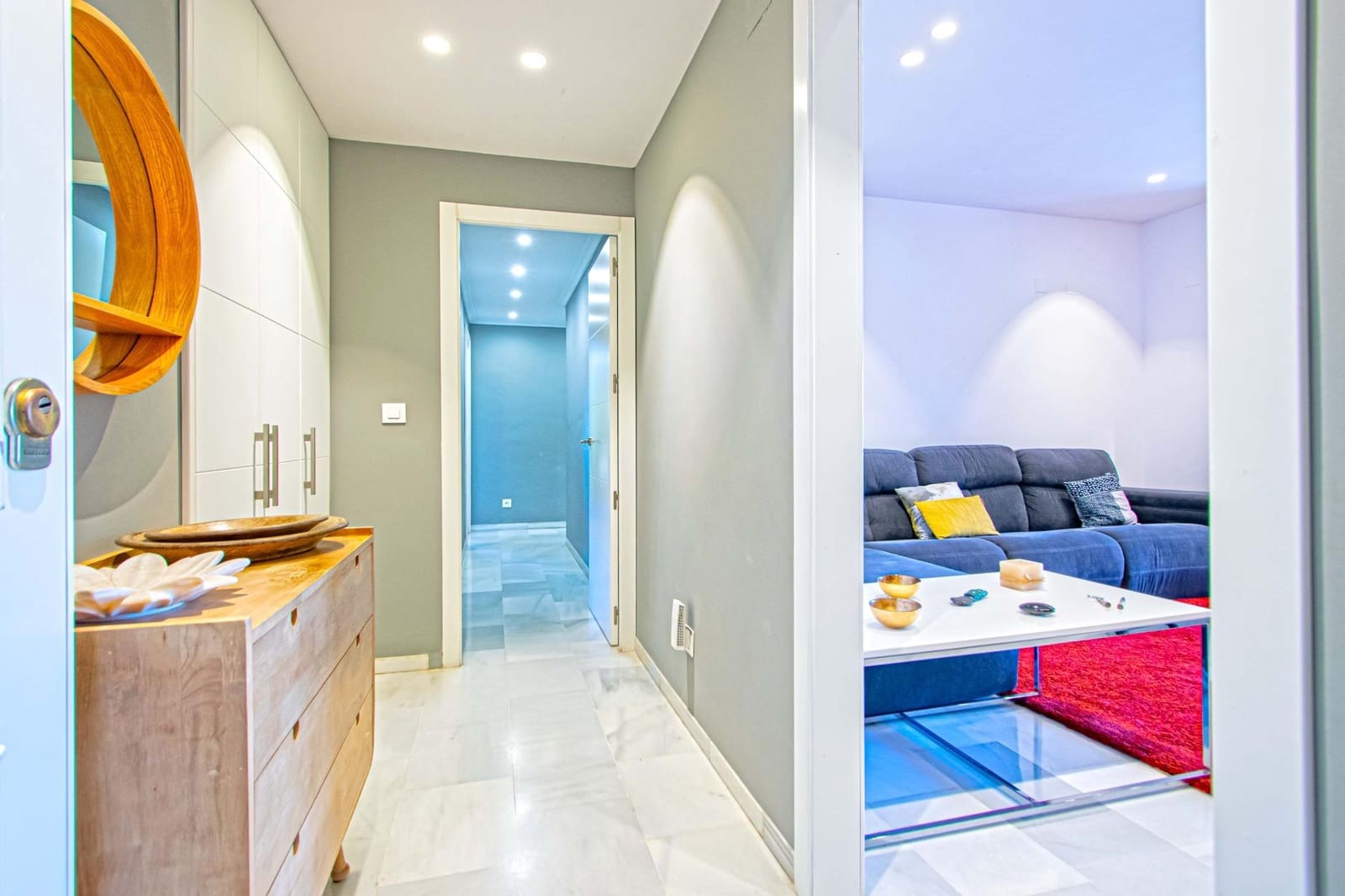 4 bedroom Flat for sale in Seville city with garage - € 350,000 (Ref: 9625763)