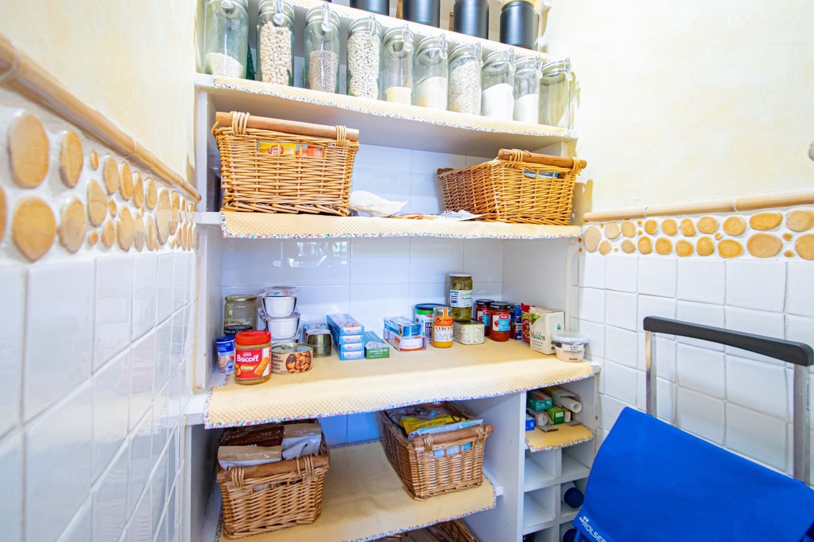 4 bedroom Flat for sale in Seville city with garage - € 350,000 (Ref: 9625763)