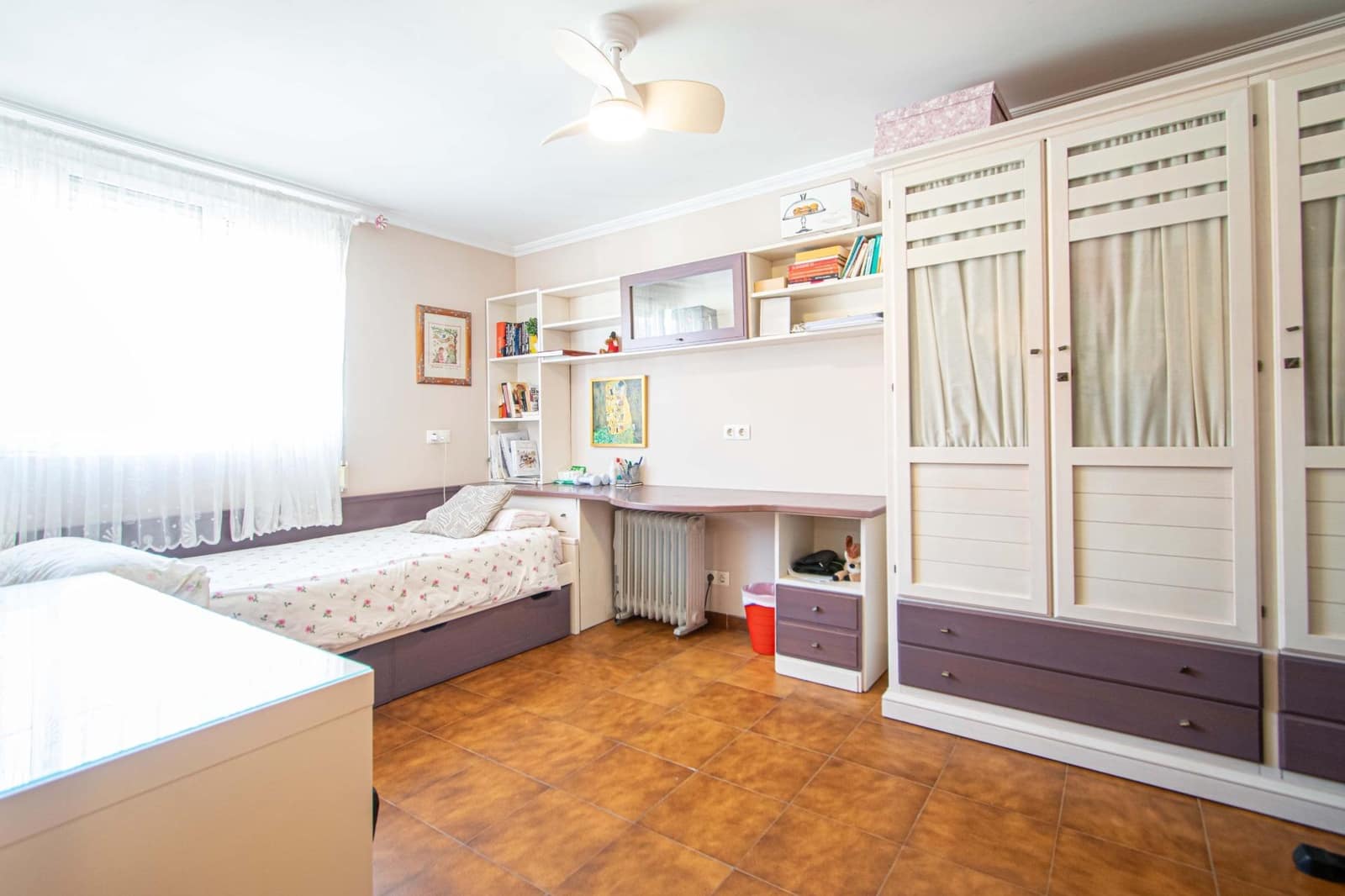 Adosado de 3 habitaciones en Montequinto en venta con piscina - 360.000 € (Ref: 9627628)