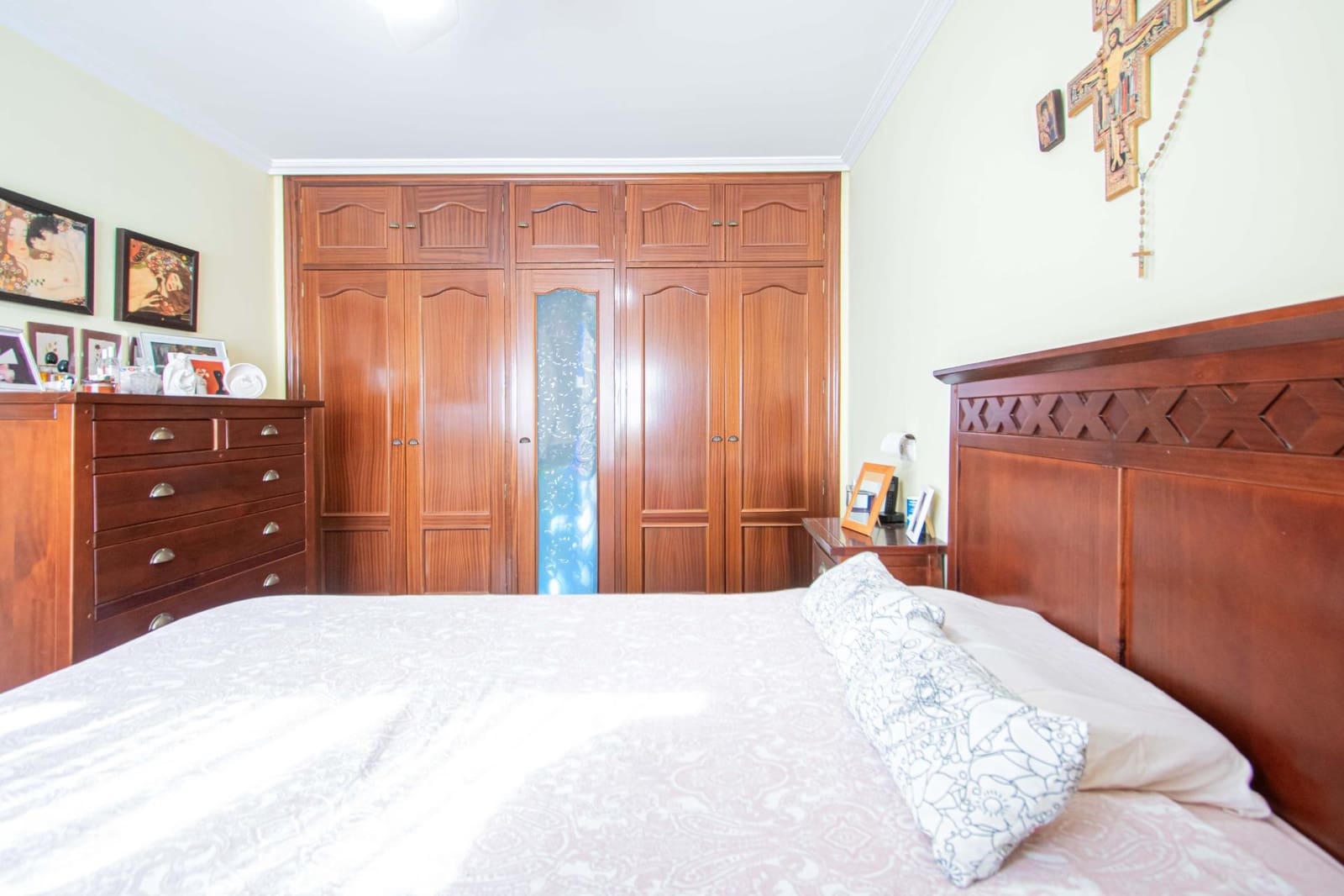 Adosado de 3 habitaciones en Montequinto en venta con piscina - 343.000 € (Ref: 9627628)