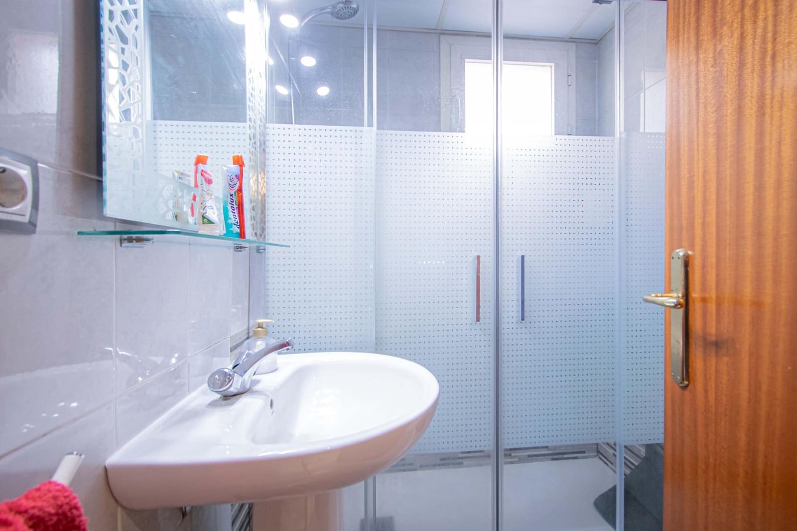 3 soveværelse Lejlighed til salg i Sevilla by med garage - € 193.000 (Ref: 9627629)