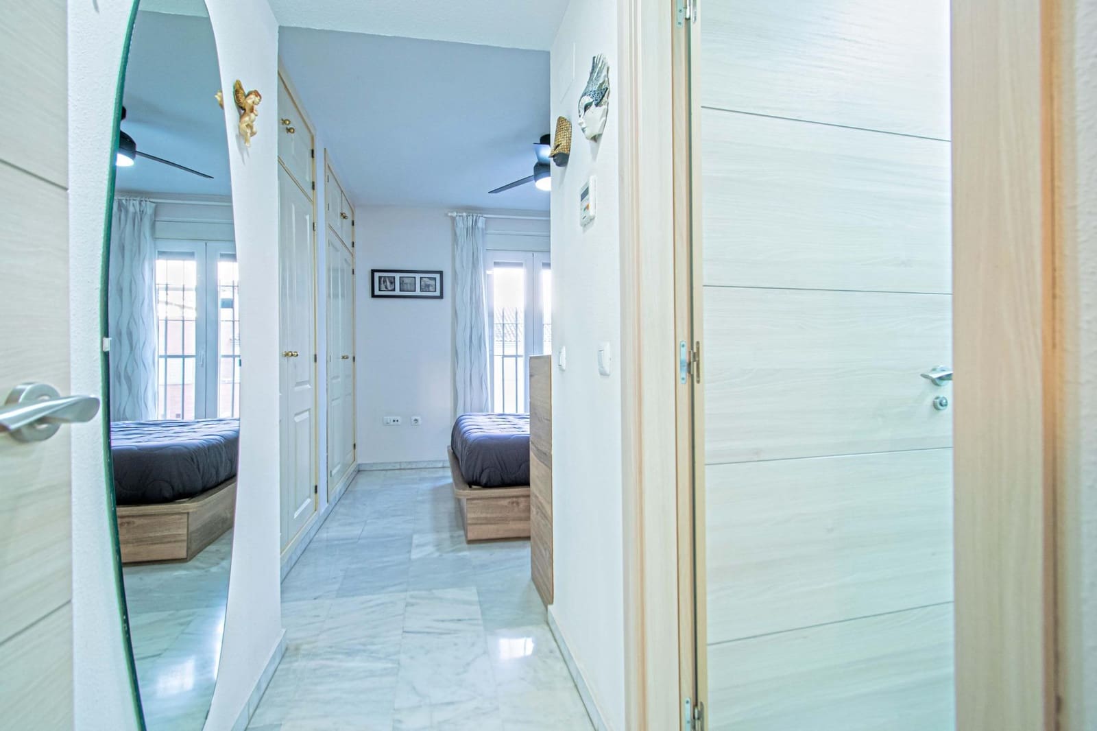 Adosado de 5 habitaciones en San Juan de Aznalfarache en venta con piscina garaje - 360.000 € (Ref: 9630073)