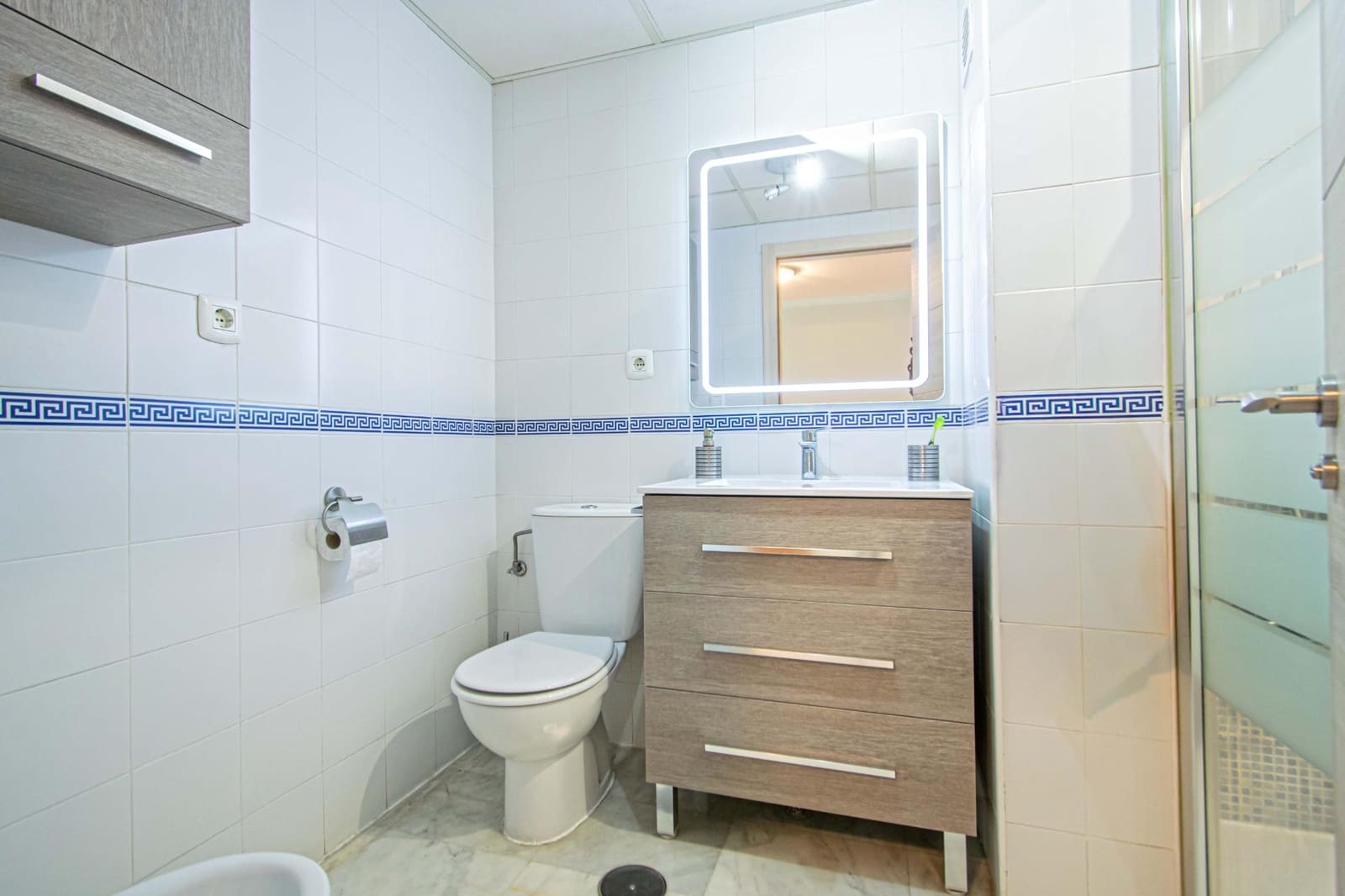 Adosado de 5 habitaciones en San Juan de Aznalfarache en venta con piscina garaje - 360.000 € (Ref: 9630073)