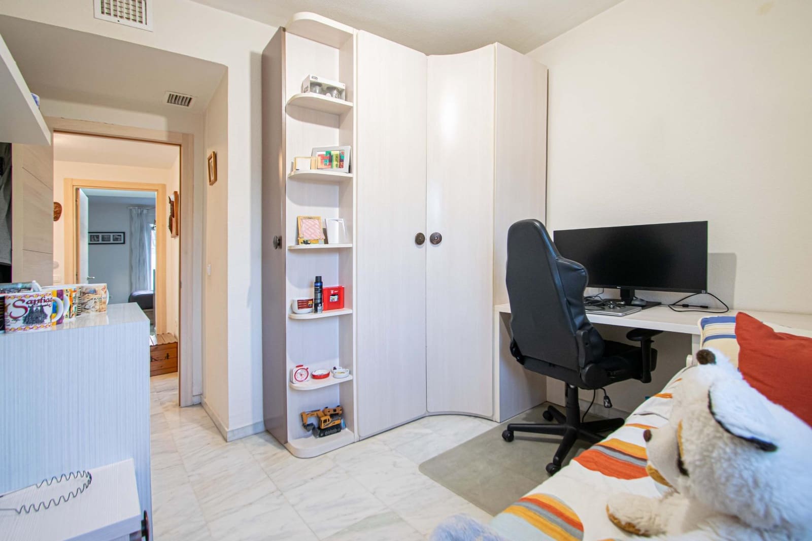 Adosado de 5 habitaciones en San Juan de Aznalfarache en venta con piscina garaje - 360.000 € (Ref: 9630073)