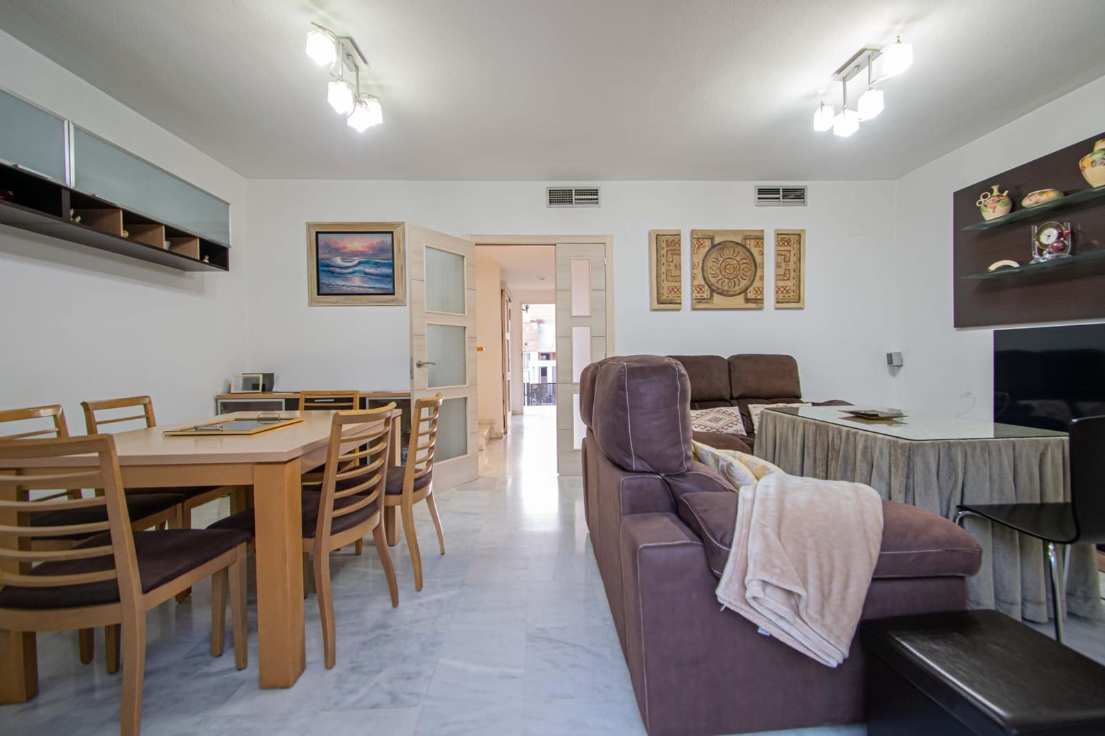 Adosado de 5 habitaciones en San Juan de Aznalfarache en venta con piscina garaje - 360.000 € (Ref: 9630073)