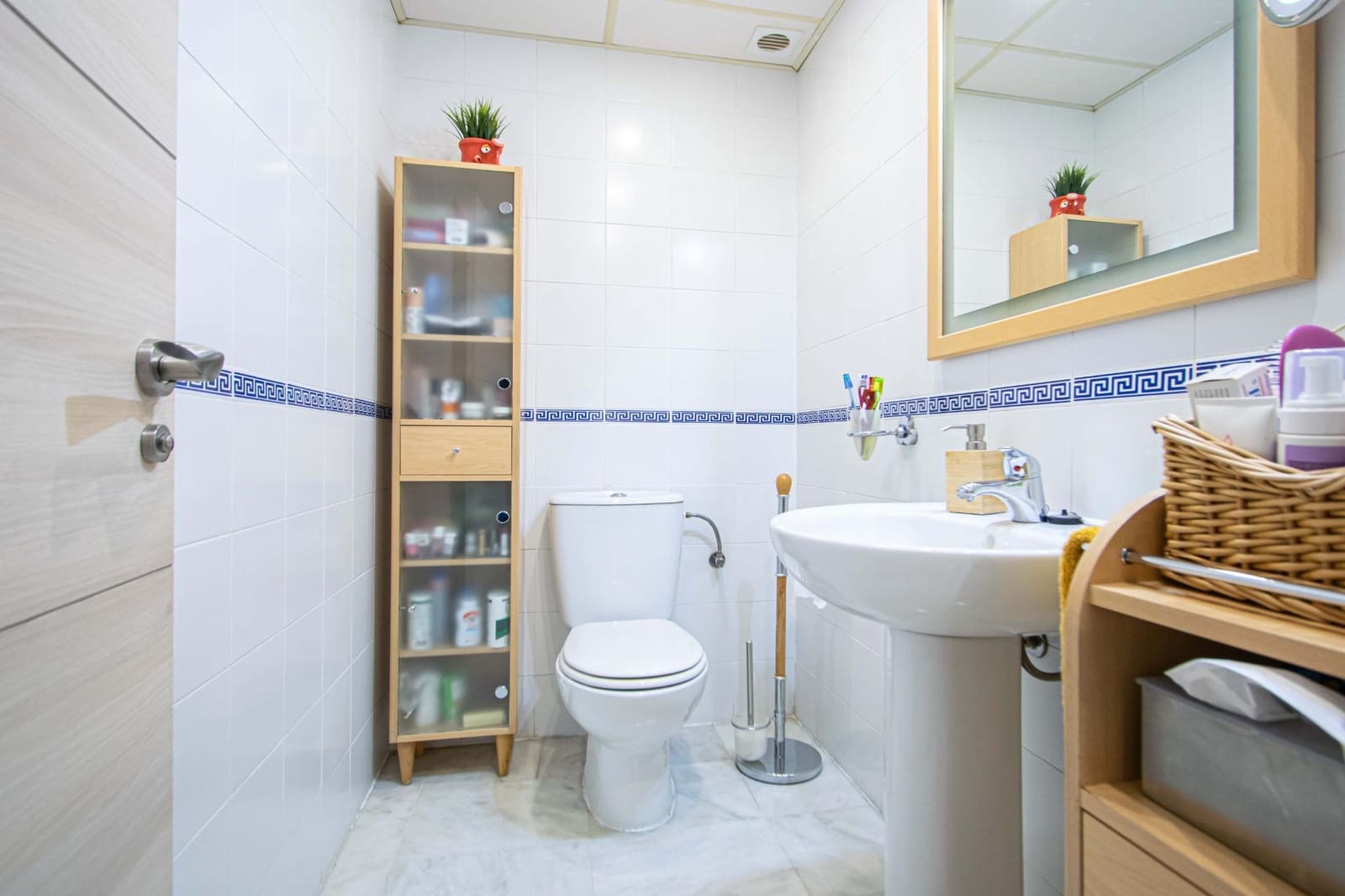 Adosado de 5 habitaciones en San Juan de Aznalfarache en venta con piscina garaje - 360.000 € (Ref: 9630073)