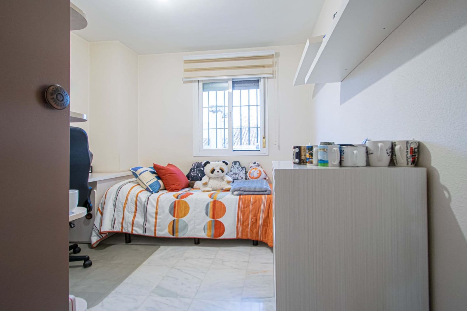 Adosado de 5 habitaciones en San Juan de Aznalfarache en venta con piscina garaje - 360.000 € (Ref: 9630073)