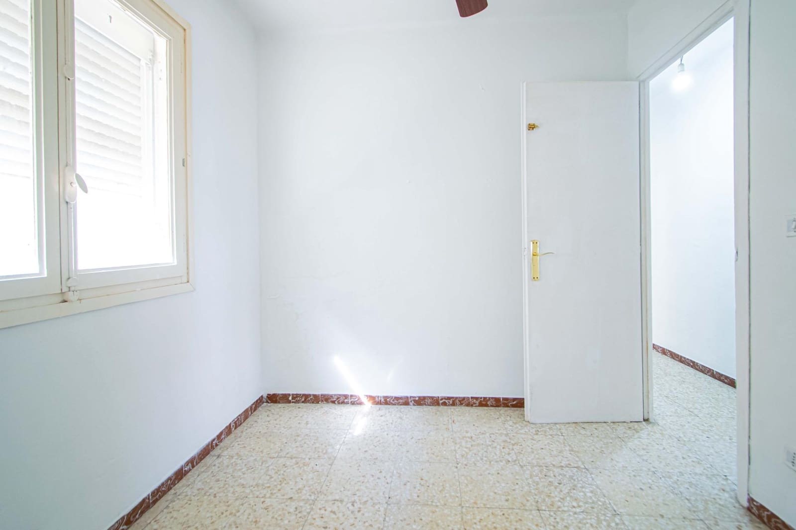 3 Zimmer Wohnung zu verkaufen in Sevilla Stadt - 145.000 € (Ref: 9630074)