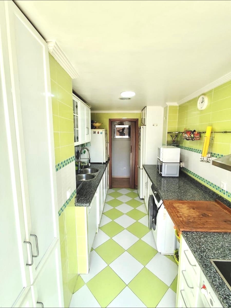 4 soveværelse Lejlighed til salg i Castilleja de la Cuesta - € 165.000 (Ref: 9630076)