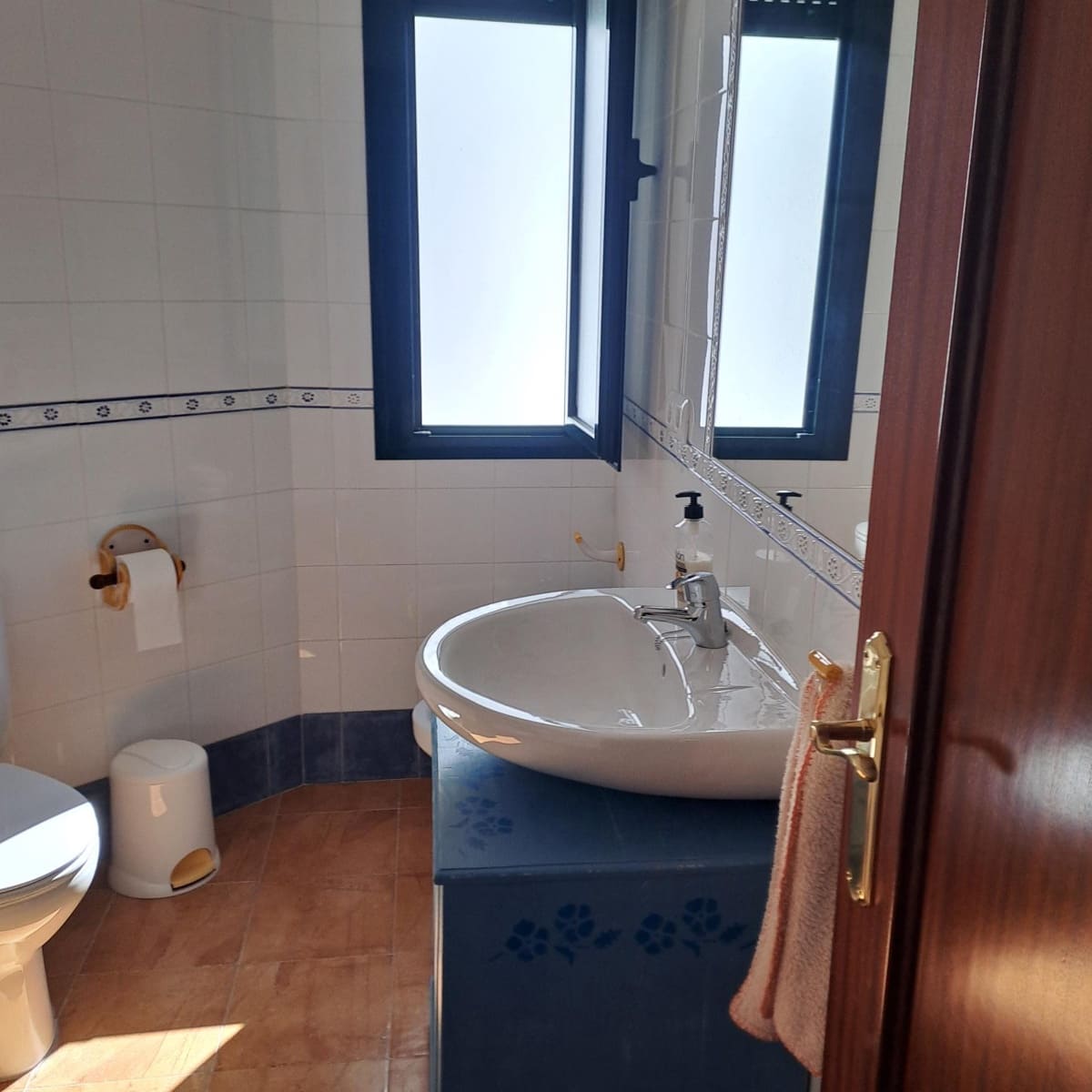 3 bedroom Townhouse for sale in El Pedroso - € 130,000 (Ref: 9630077)