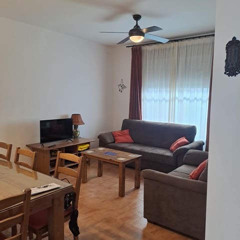 3 bedroom Townhouse for sale in El Pedroso - € 130,000 (Ref: 9630077)