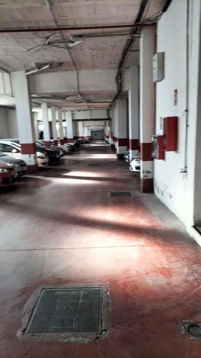 Garage à vendre à Montequinto - 16 500 € (Ref: 9648231)