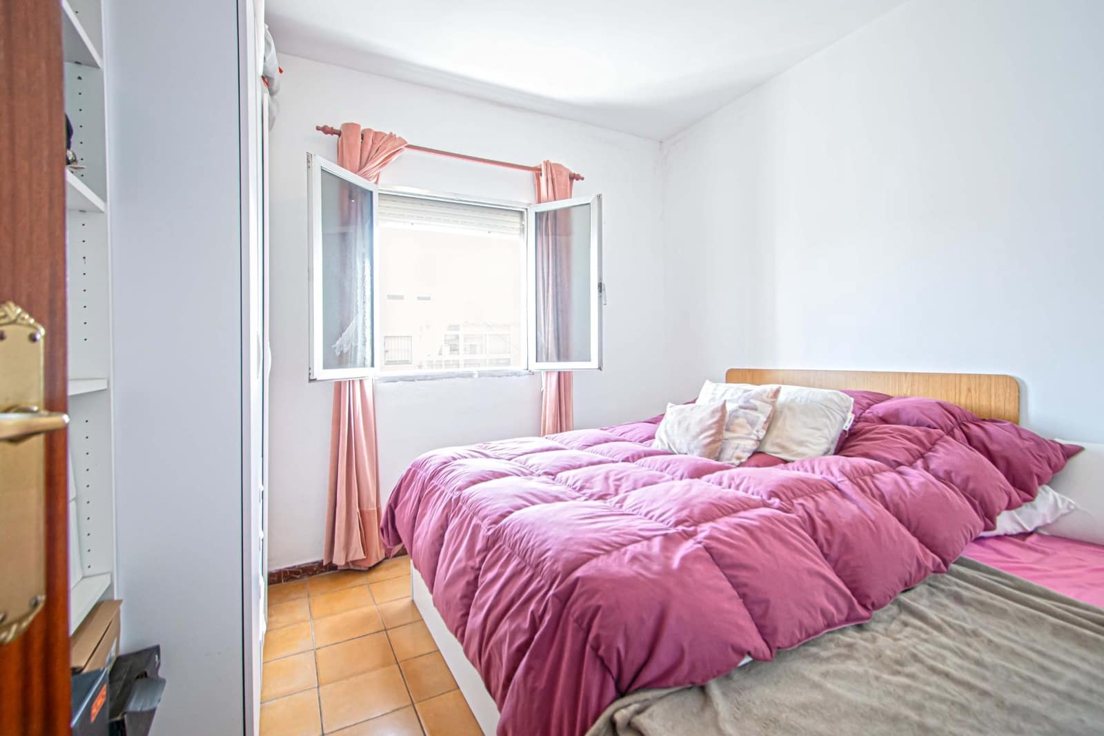3 Zimmer Wohnung zu verkaufen in Sevilla Stadt - 205.000 € (Ref: 9648232)