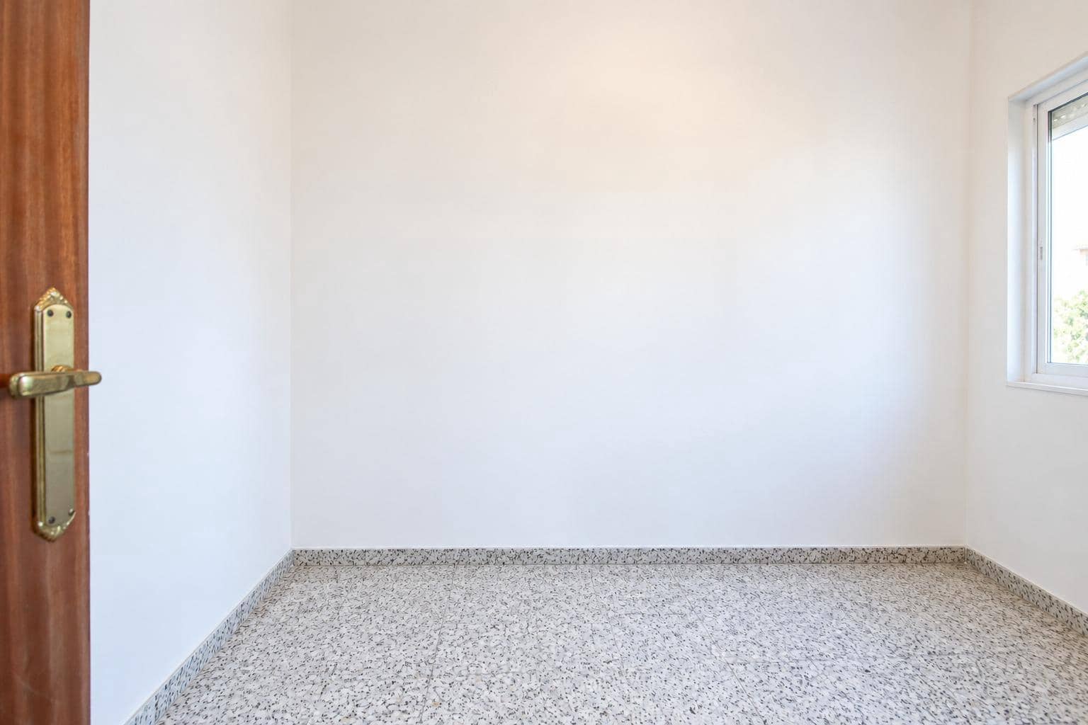 3 bedroom Flat for sale in Seville city - € 175,000 (Ref: 9648232)