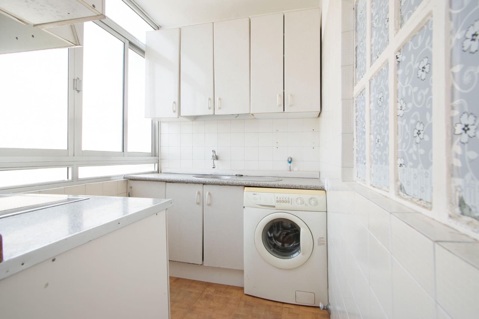 3 soverom Leilighet til salgs i Sevilla by - € 175 000 (Ref: 9648232)