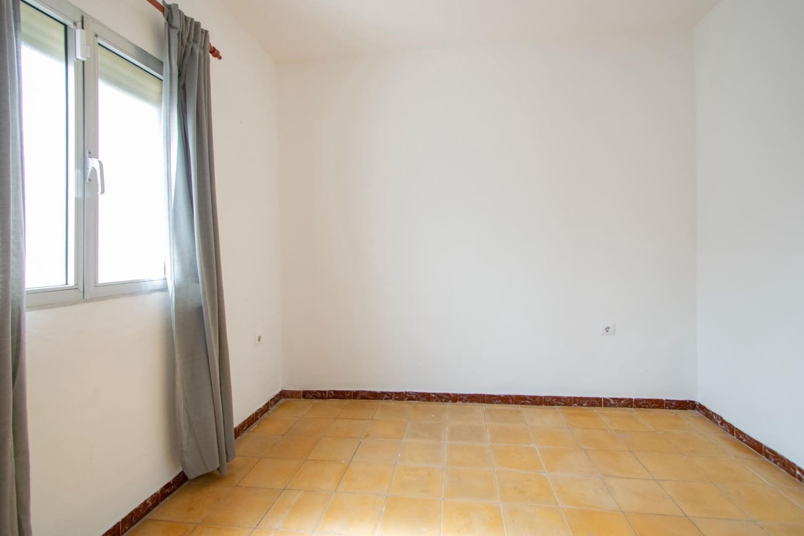3 soverom Leilighet til salgs i Sevilla by - € 175 000 (Ref: 9648232)