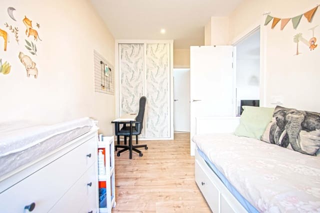 2 Zimmer Apartment zu verkaufen in Sevilla Stadt - 310.000 € (Ref: 9648233)