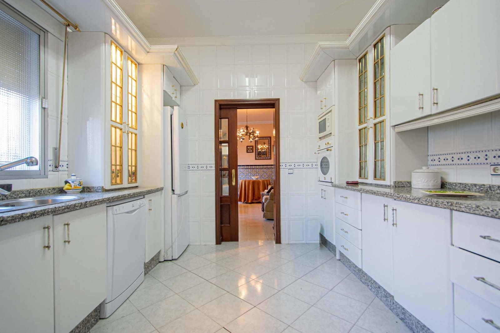 4 sypialnia Dom na sprzedaż w Espartinas - 331 611 € (Ref: 9648234)