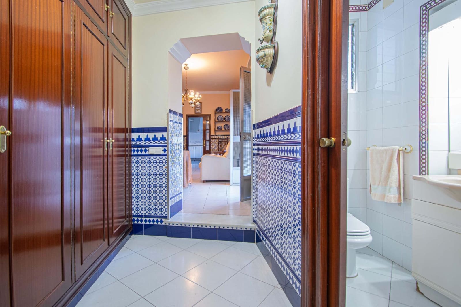 4 sypialnia Dom na sprzedaż w Espartinas - 331 611 € (Ref: 9648234)