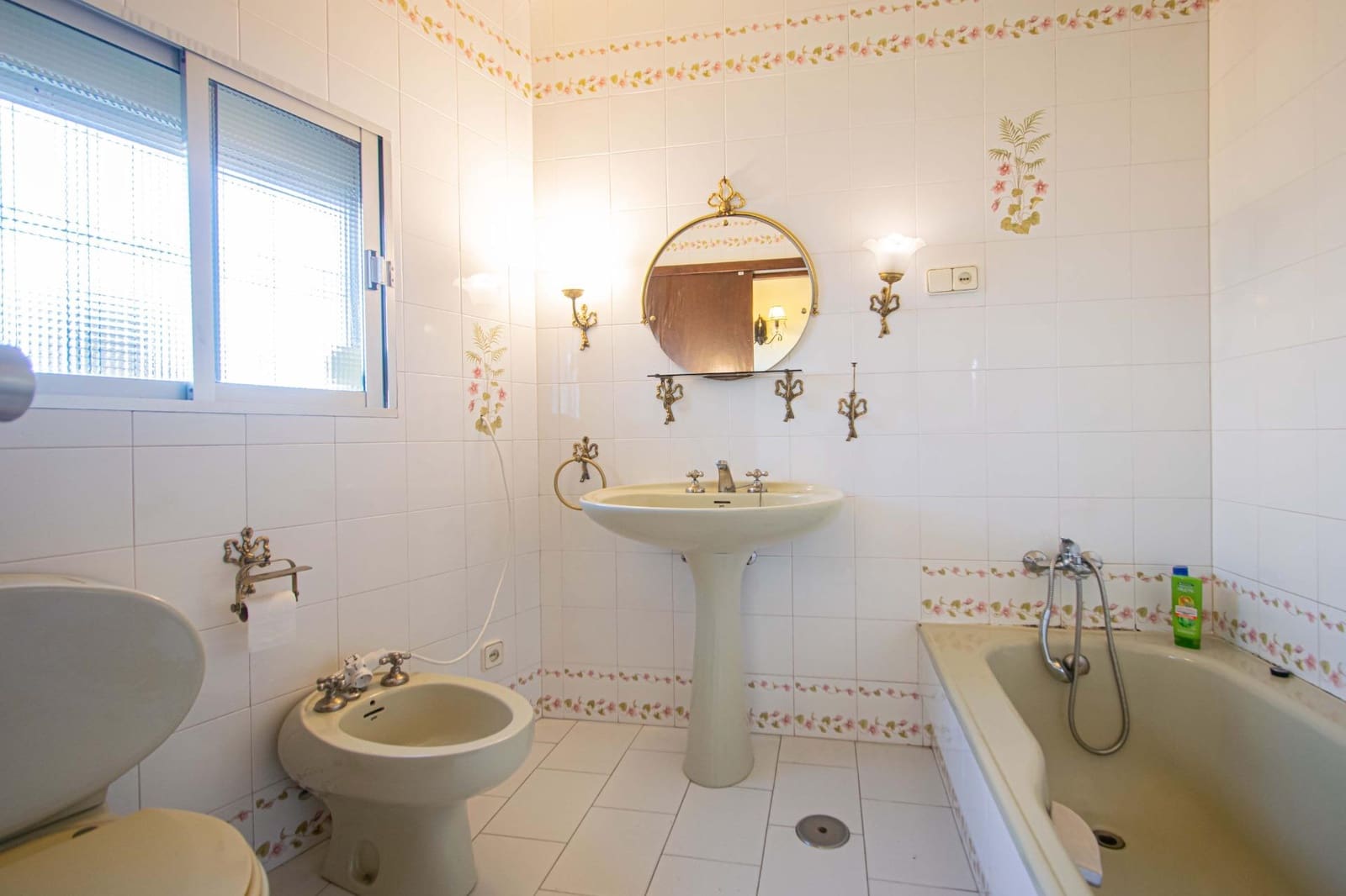 4 sypialnia Dom na sprzedaż w Espartinas - 331 611 € (Ref: 9648234)